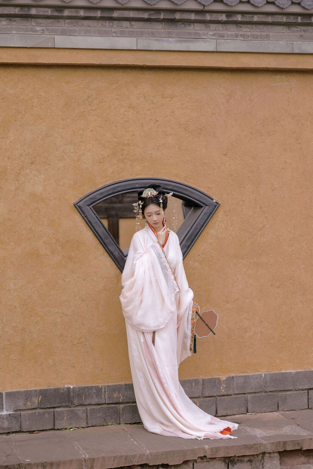 YiTuYu艺图语 Vol.6337 Qi Luo Sheng De Xiao Su Su