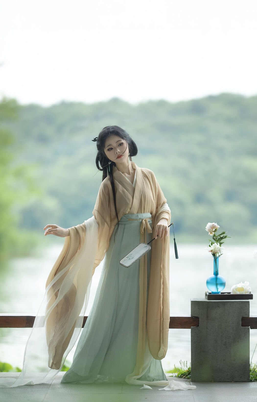 YiTuYu艺图语 Vol.6381 Yun Yun De Hei Yan Quan Er