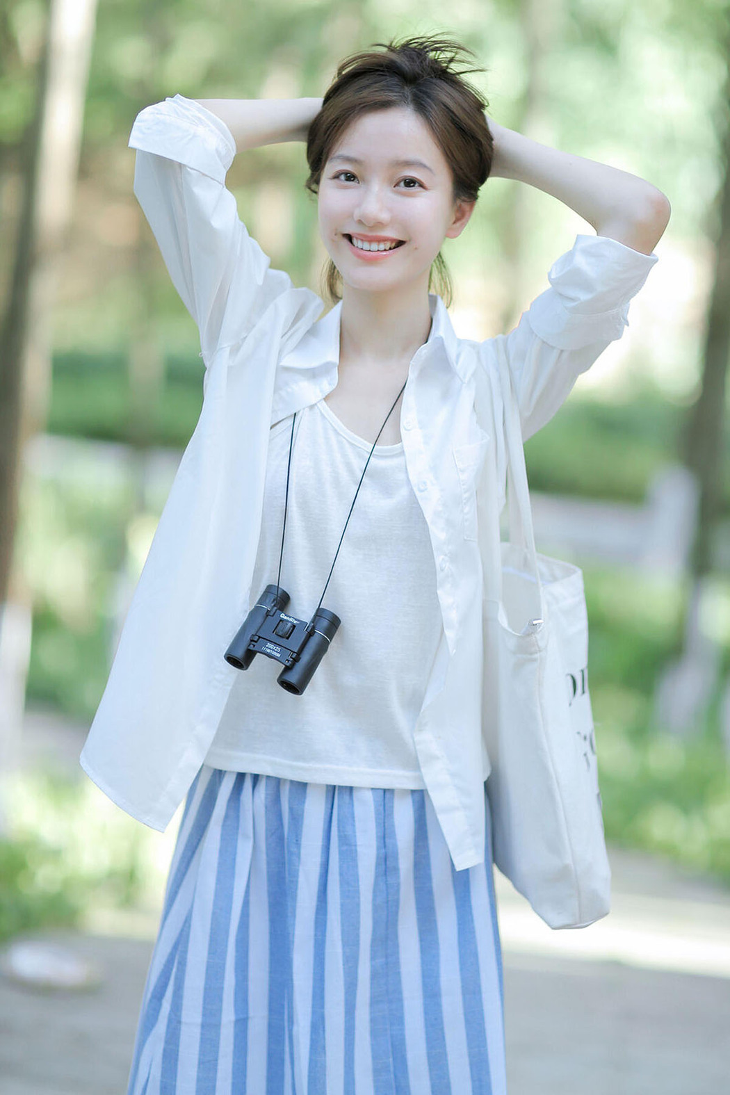 YiTuYu艺图语 Vol.6400 Shuang Kou Wan Zhi Cover Photo