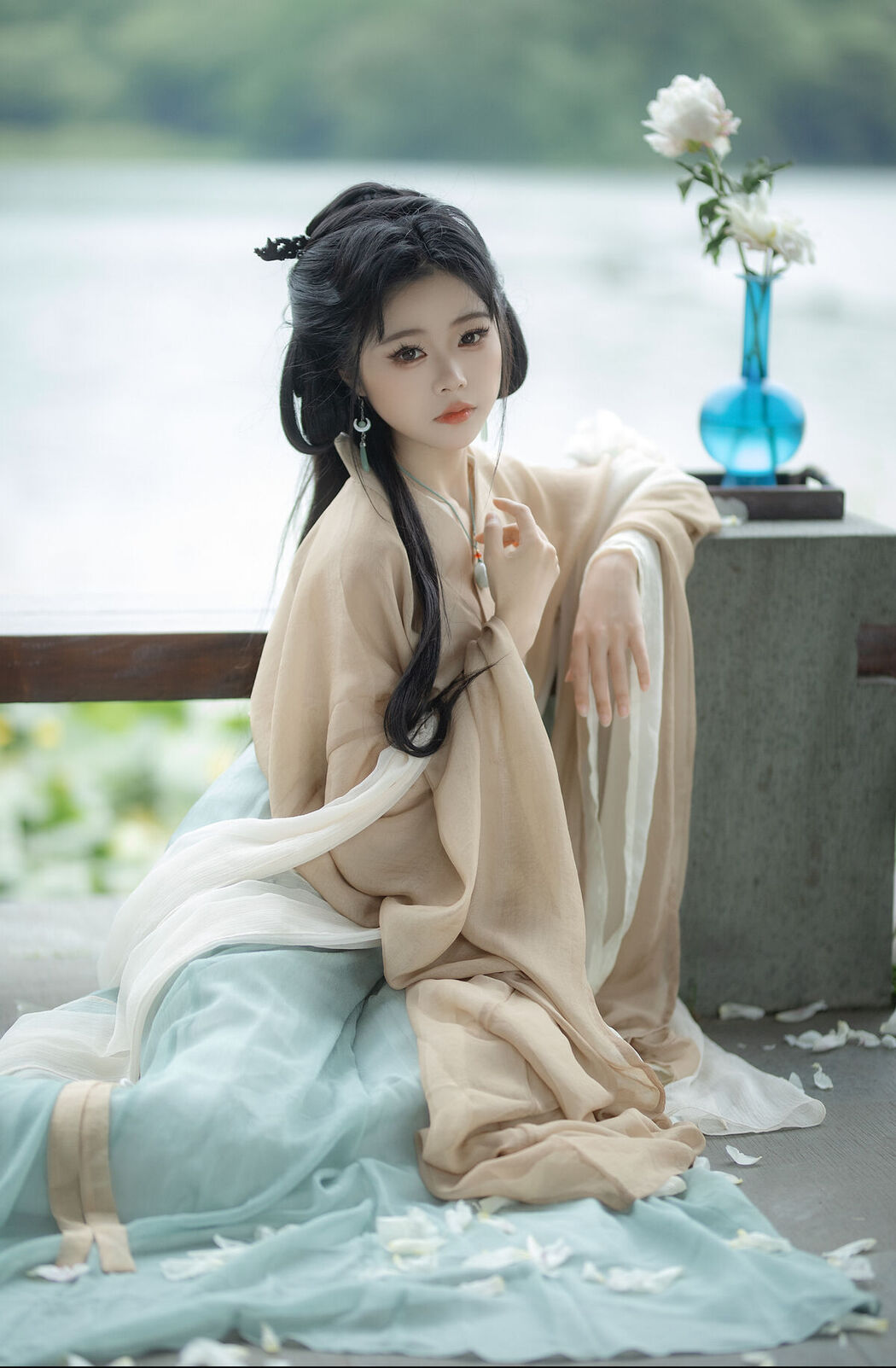 YiTuYu艺图语 Vol.6381 Yun Yun De Hei Yan Quan Er