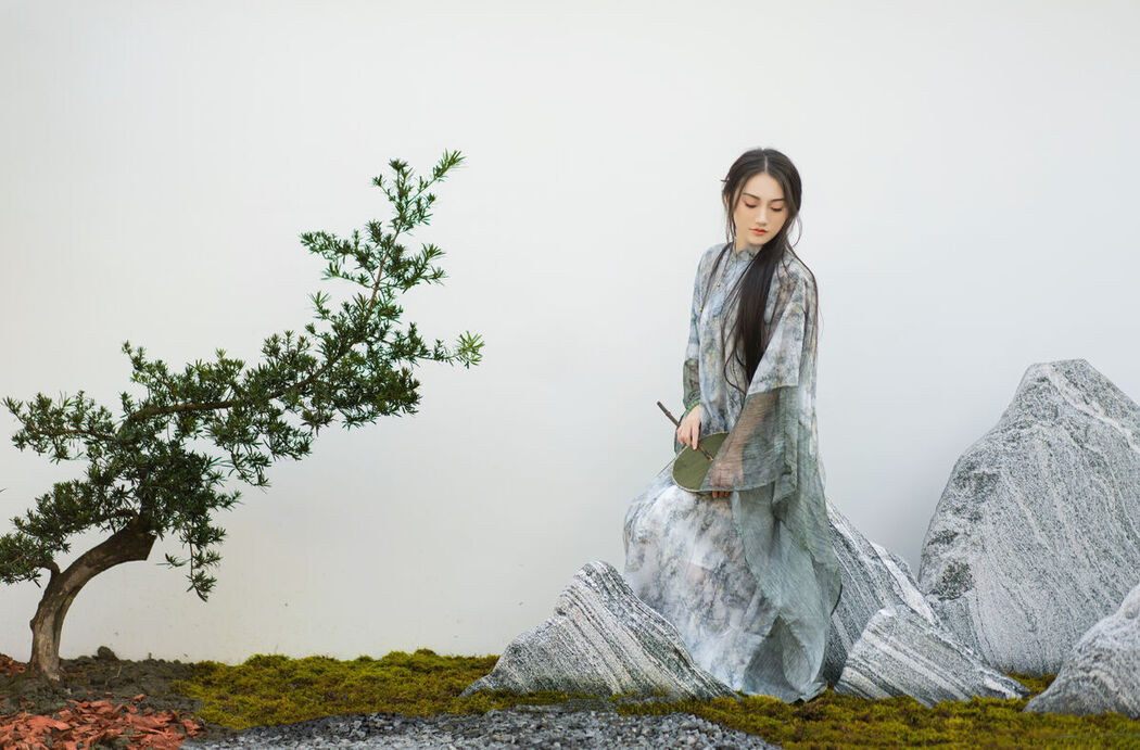 YiTuYu艺图语 Vol.6352 Dong Chu Liu