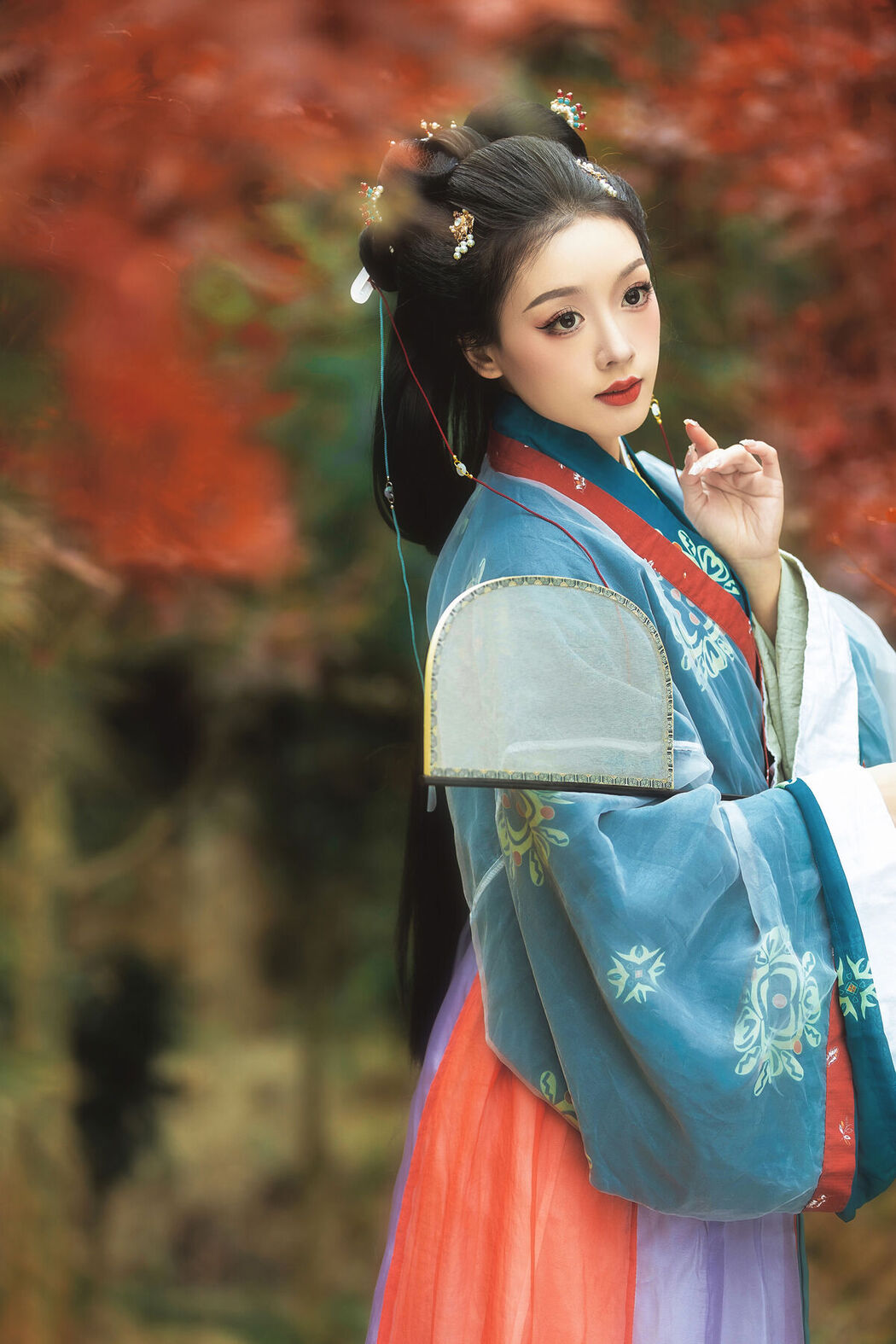 YiTuYu艺图语 Vol.6385 Qiqi