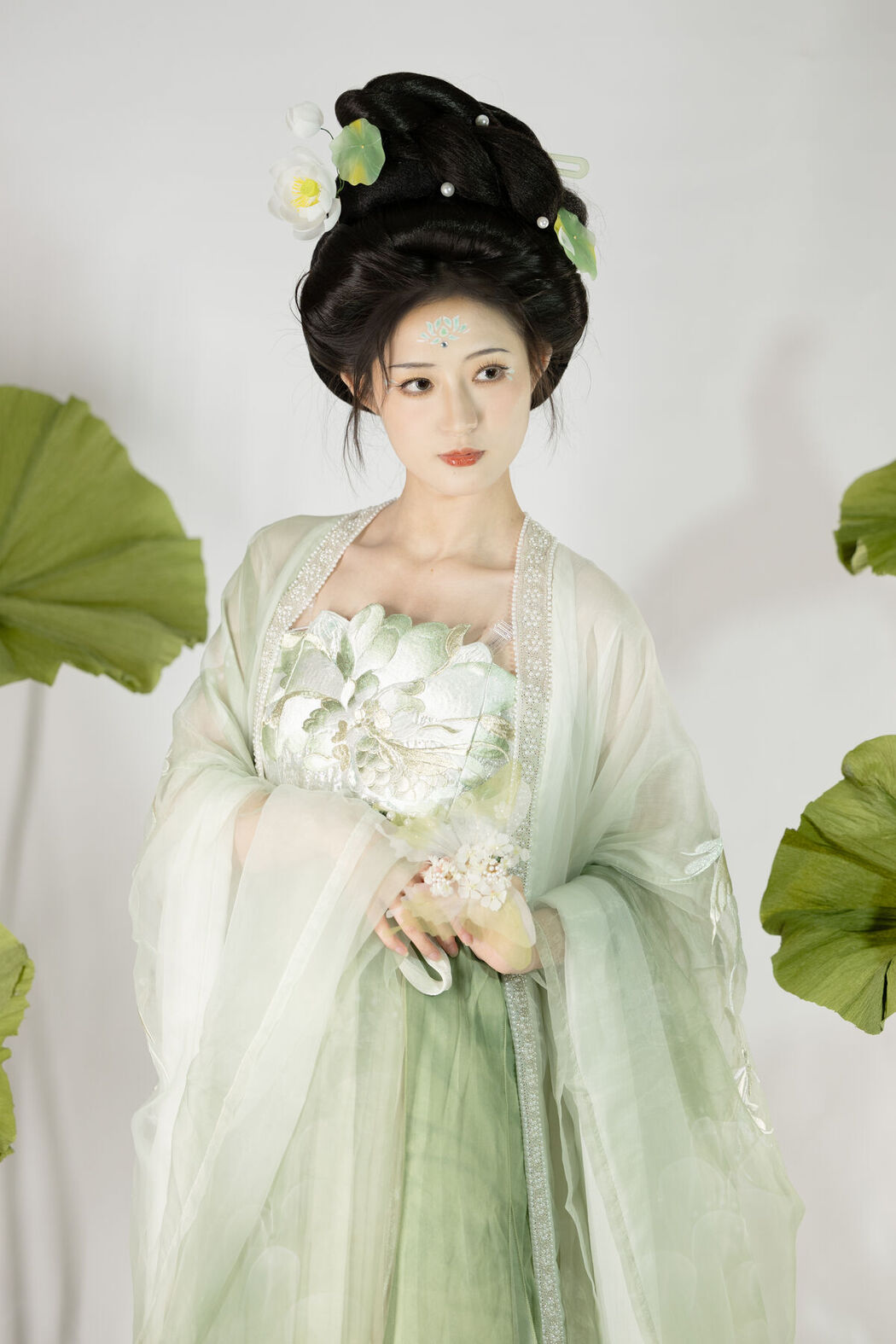YiTuYu艺图语 Vol.6399 Yi Wan Da Yu Yuan