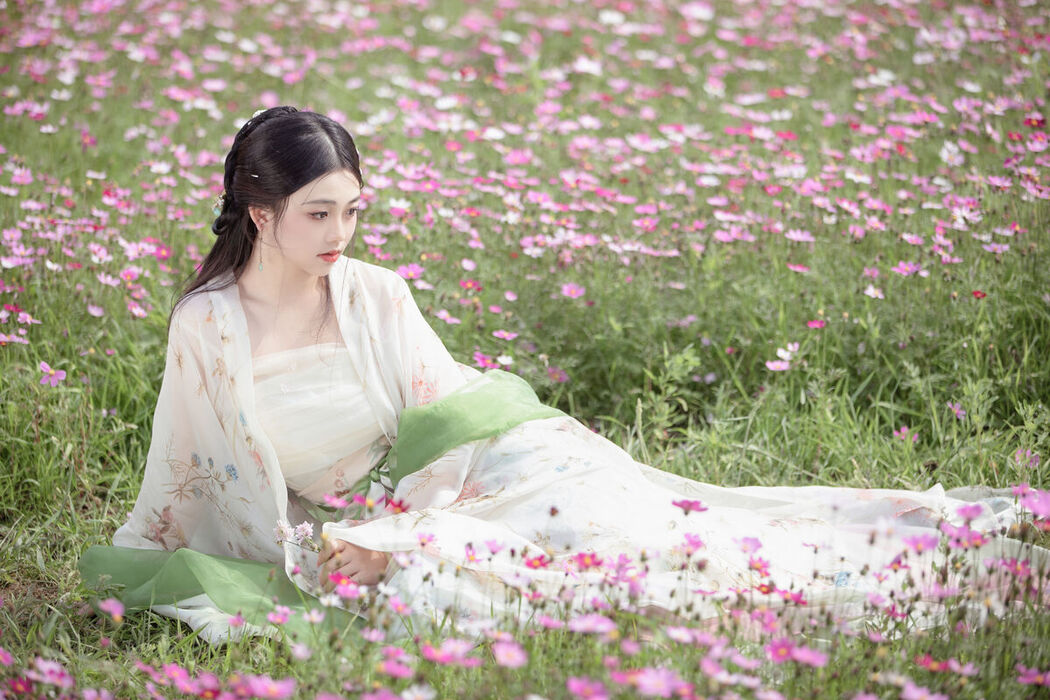 YiTuYu艺图语 Vol.6393 Jin Zou Ba