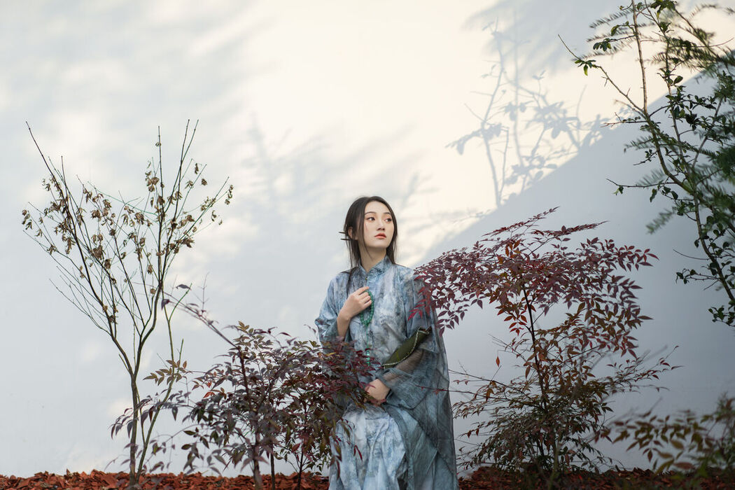 YiTuYu艺图语 Vol.6352 Dong Chu Liu