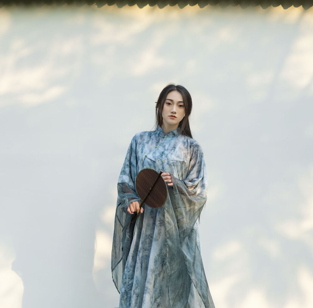 YiTuYu艺图语 Vol.6352 Dong Chu Liu