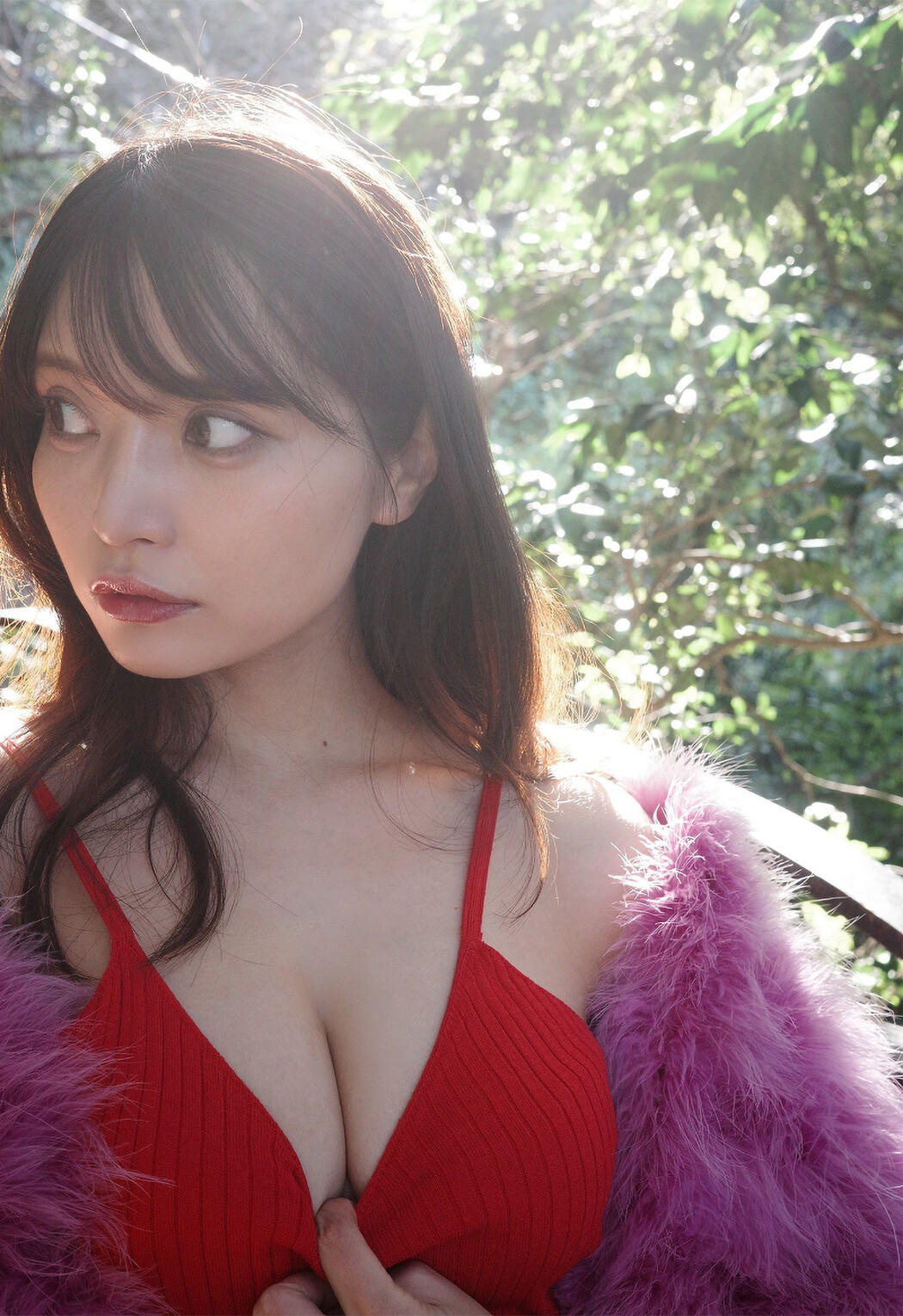 Sayaka Nitori 似鳥沙也加, 写真集 旬撮ガール Vol.2 早くも限界突破な美バスト