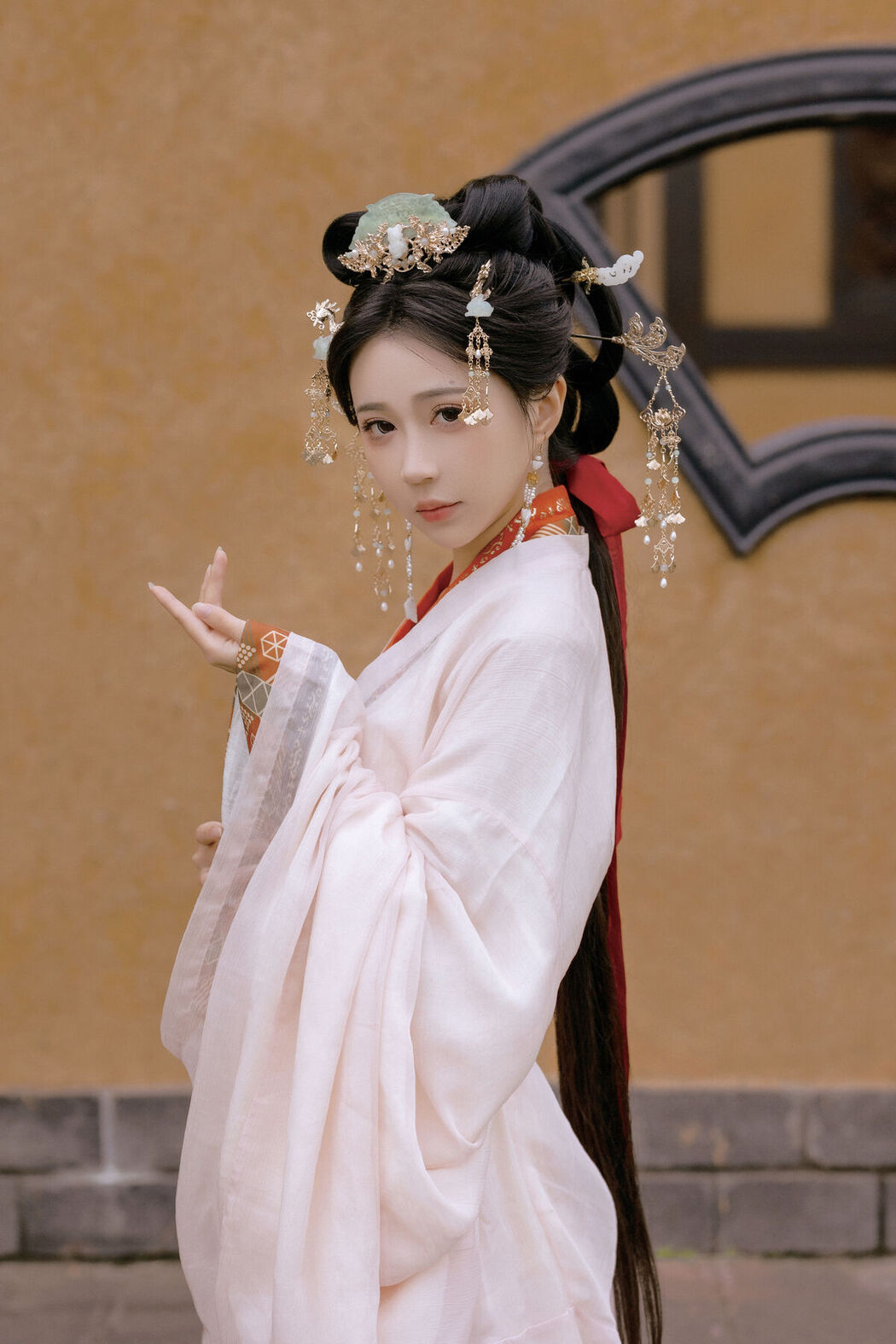 YiTuYu艺图语 Vol.6337 Qi Luo Sheng De Xiao Su Su