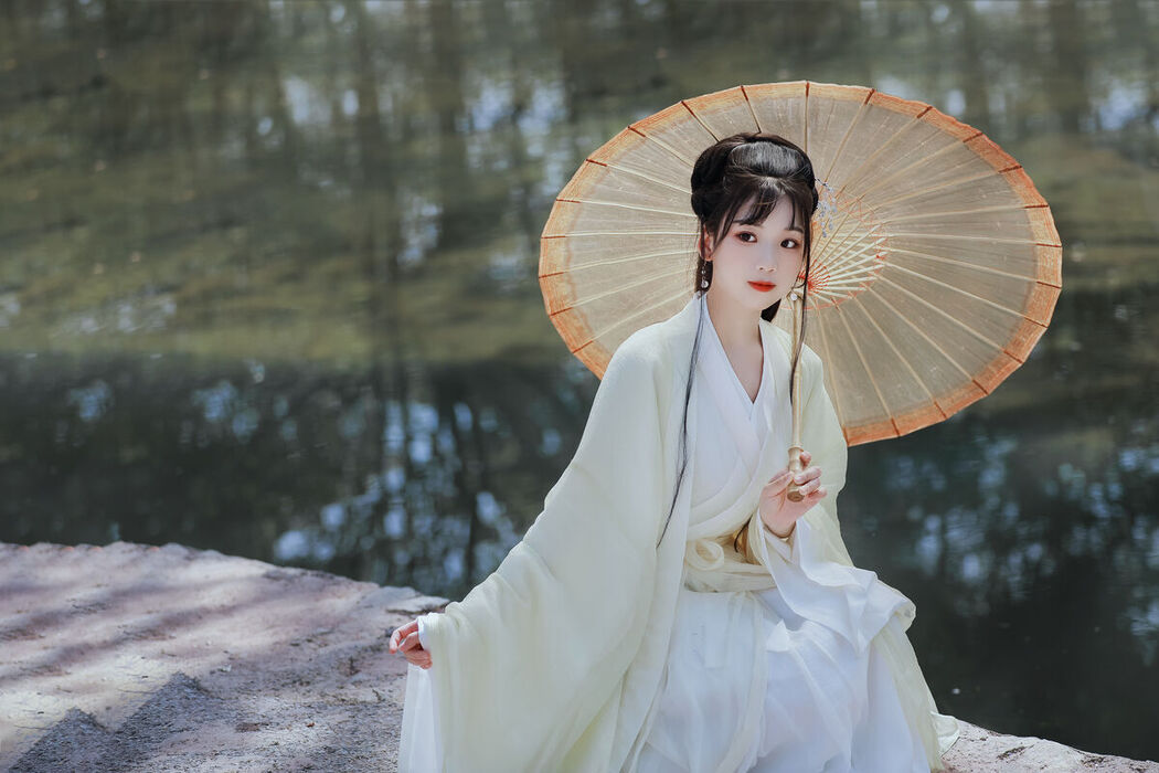YiTuYu艺图语 Vol.6405 Zhou Zhou AY