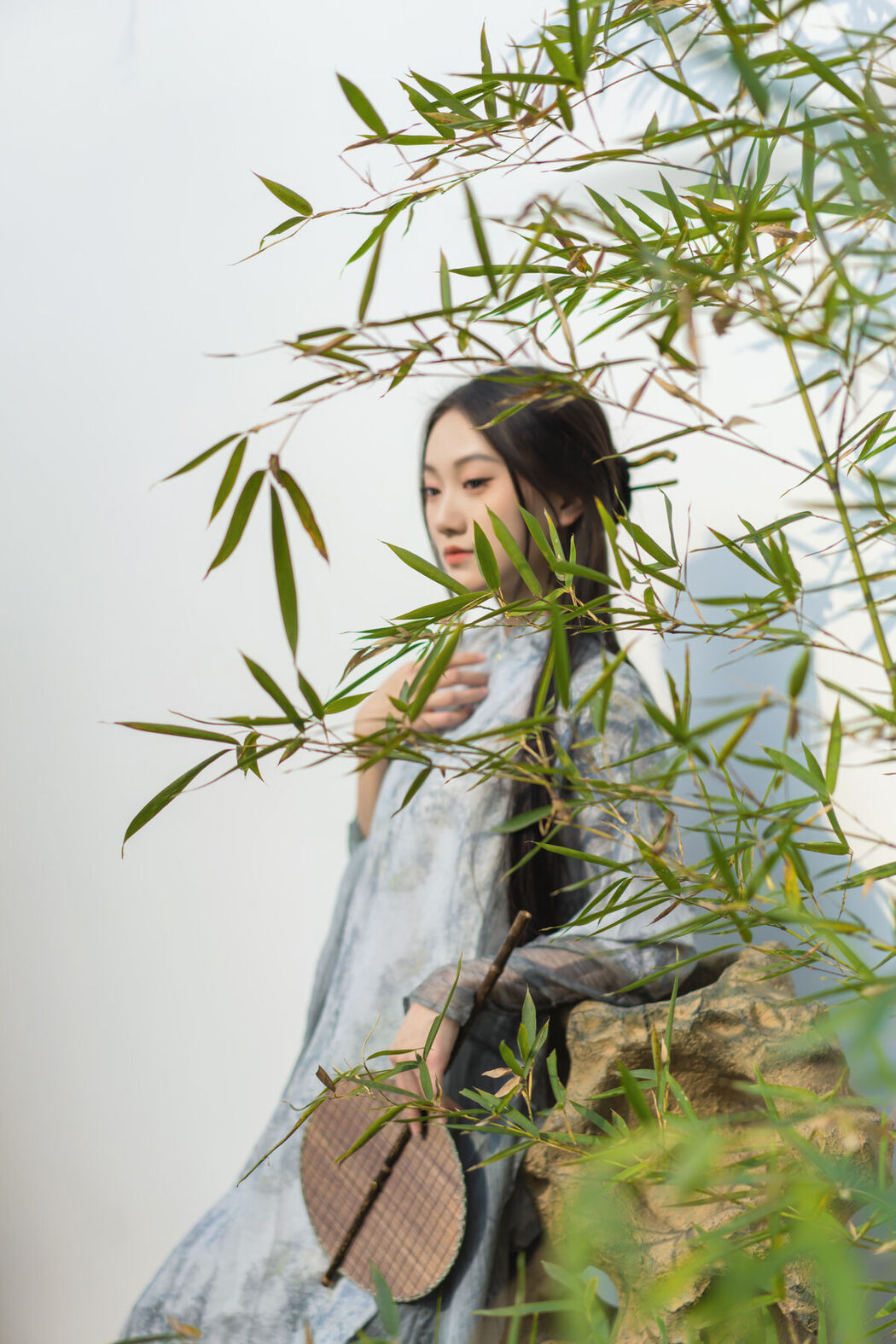 YiTuYu艺图语 Vol.6352 Dong Chu Liu