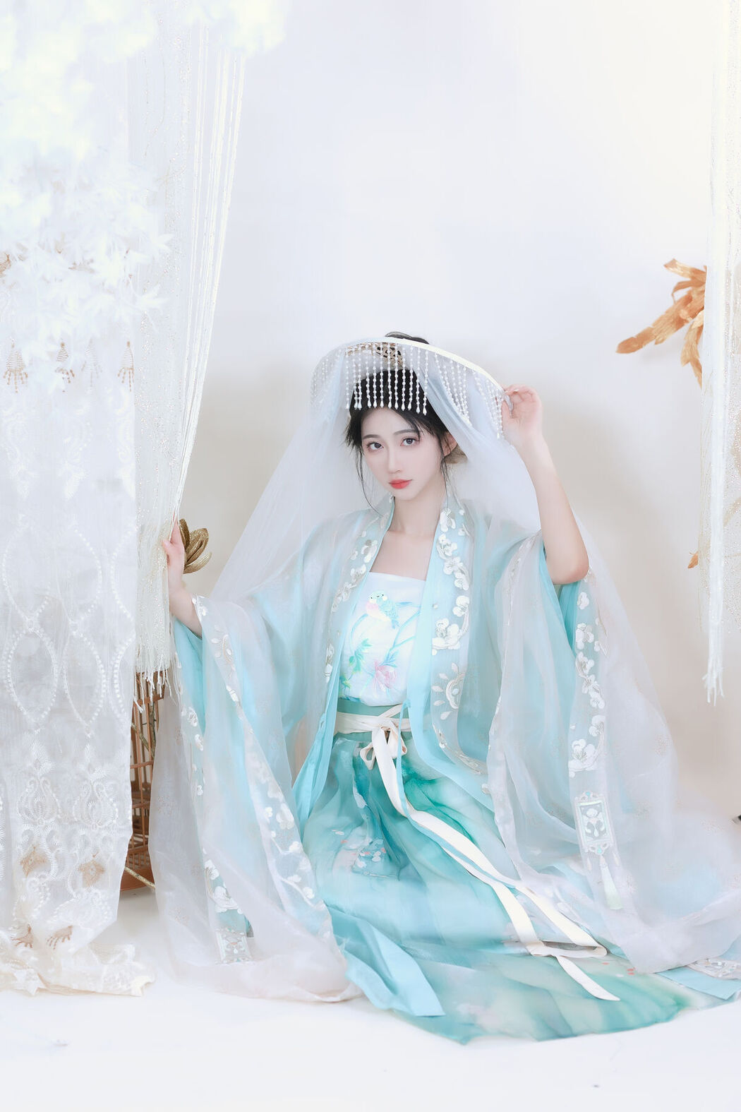 YiTuYu艺图语 Vol.6386 Qi Luo Sheng De Xiao Su Su