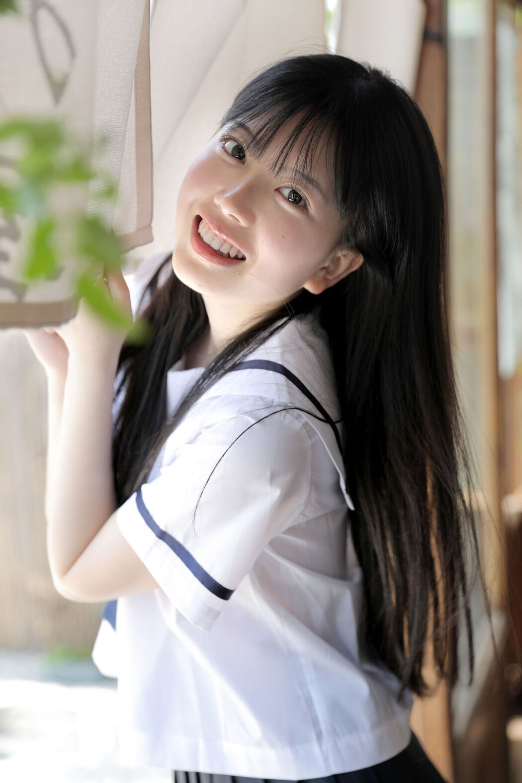 YiTuYu艺图语 Vol.6419 Qiu Yang Yi He