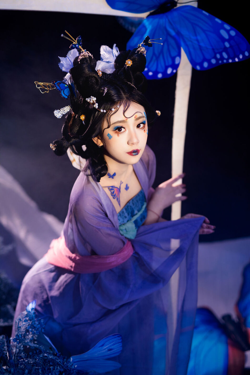 YiTuYu艺图语 Vol.6351 Yue Yue