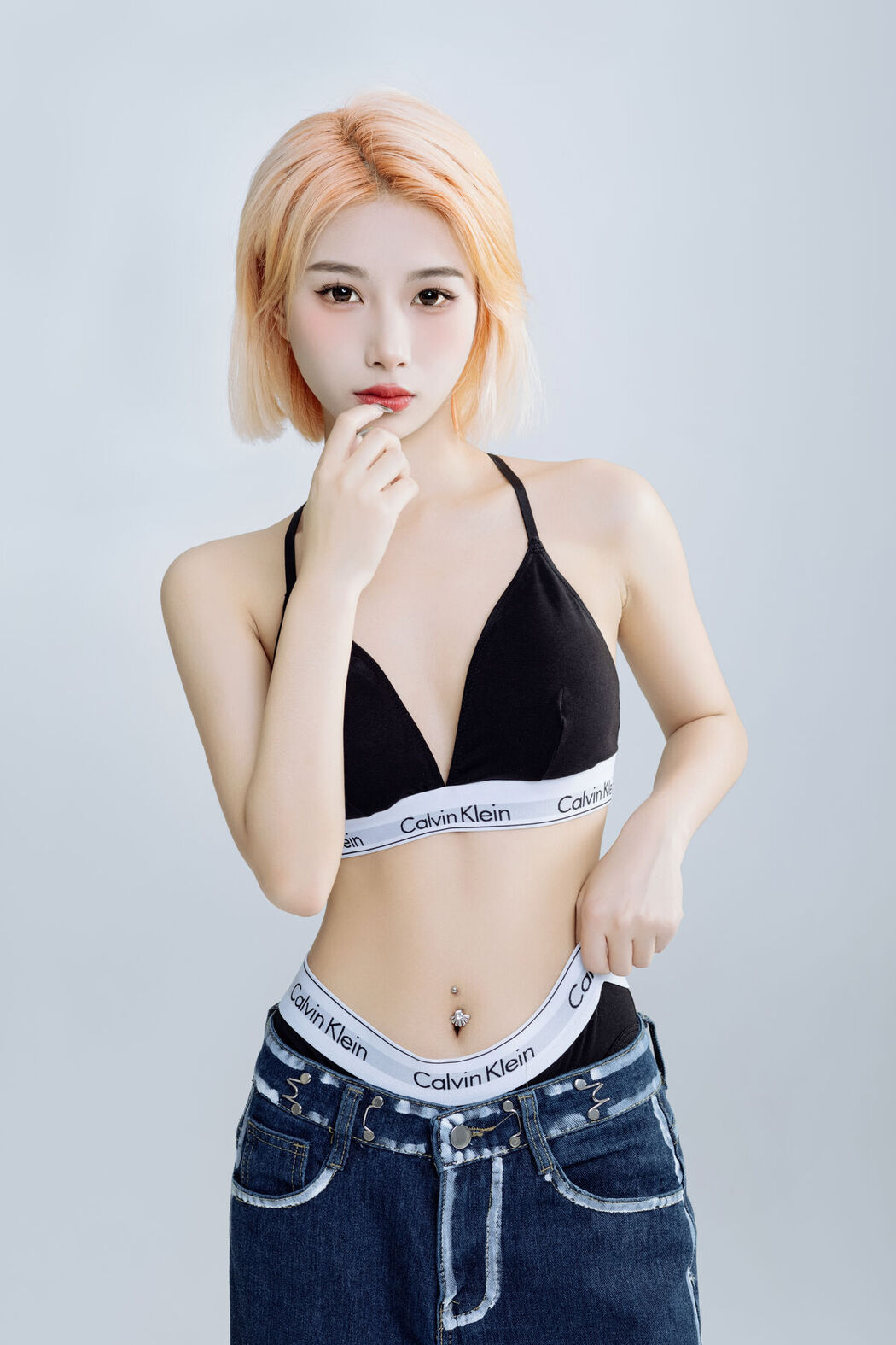 YiTuYu艺图语 Vol.6388 Fan Fan