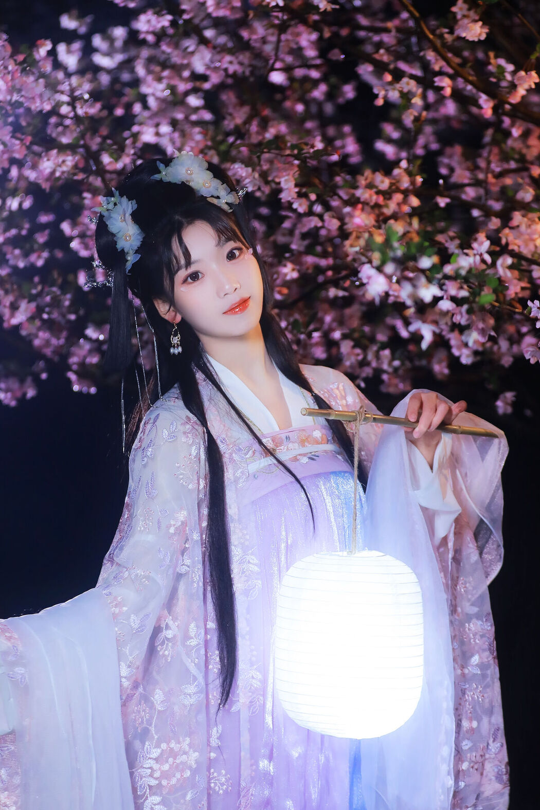 YiTuYu艺图语 Vol.6366 Zhou Zhou AY