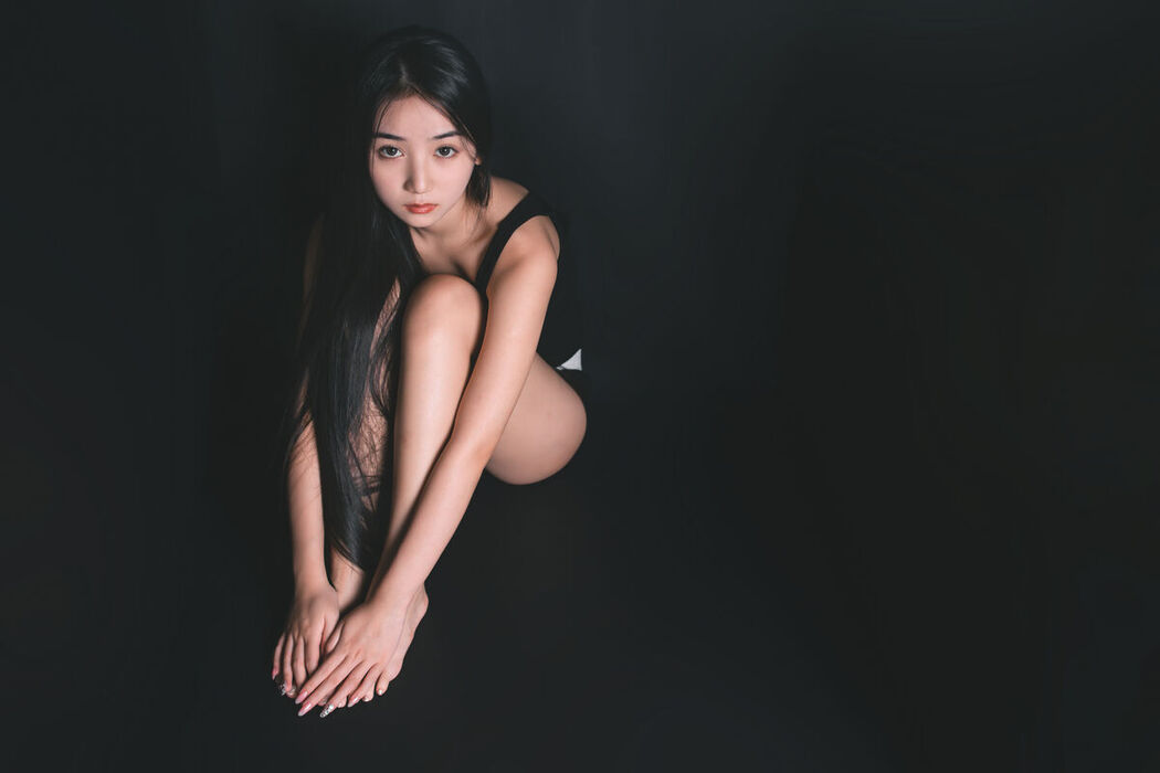 YiTuYu艺图语 Vol.6423 Yi Yu He Bao Dan