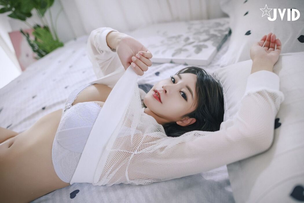 JVID Lele 樂樂 &#8211; 巨乳女神 樂樂－色誘閨密兄長 激情畫面曝光 Part02 (60P)