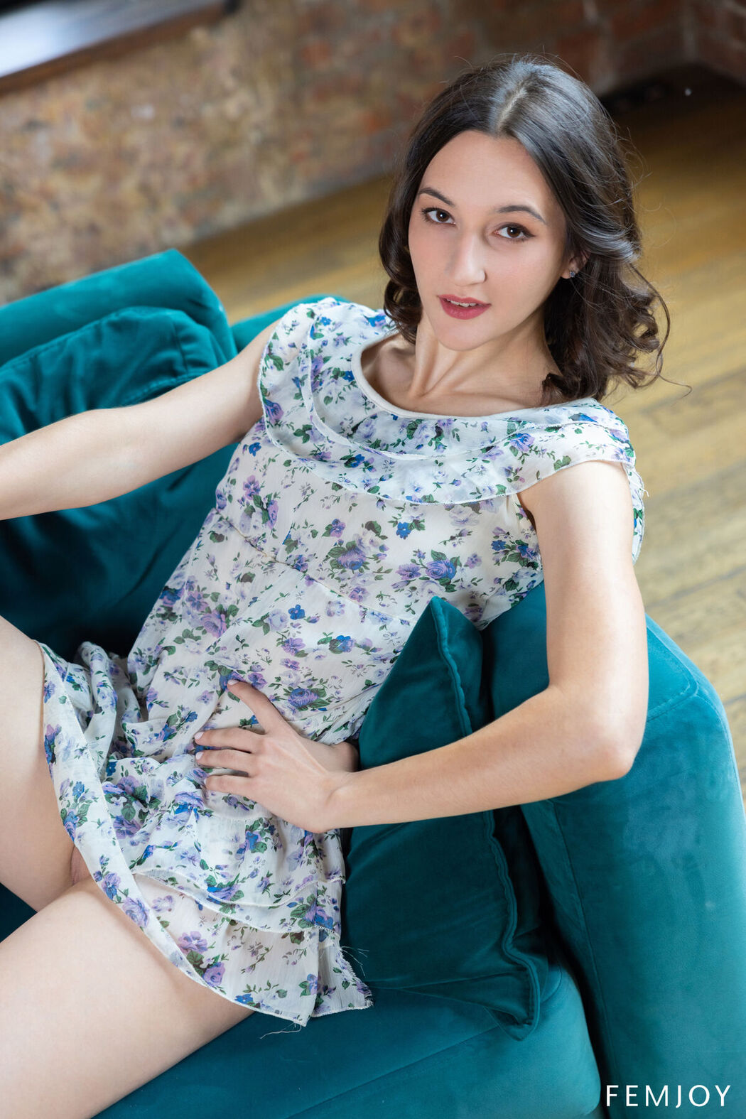 FemJoy Colette Kai &#8211; Country House (89P)