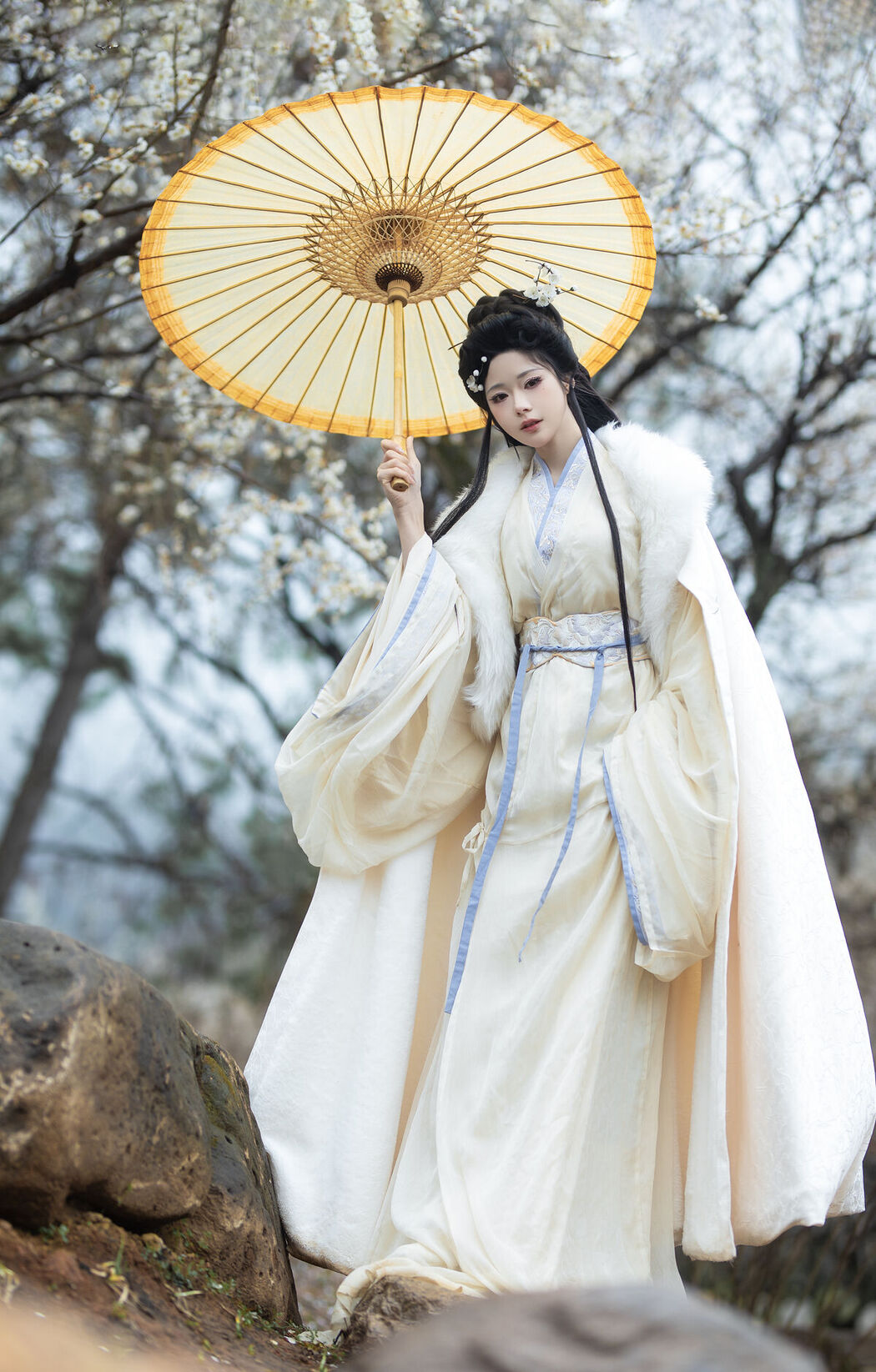 YiTuYu艺图语 Vol.6572 Yun Yun De Hei Yan Quan Er