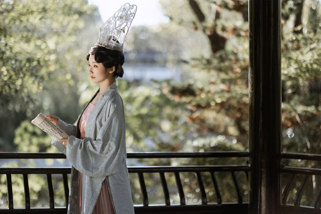 YiTuYu艺图语 Vol.6454 Zhi Yu Qian Deng