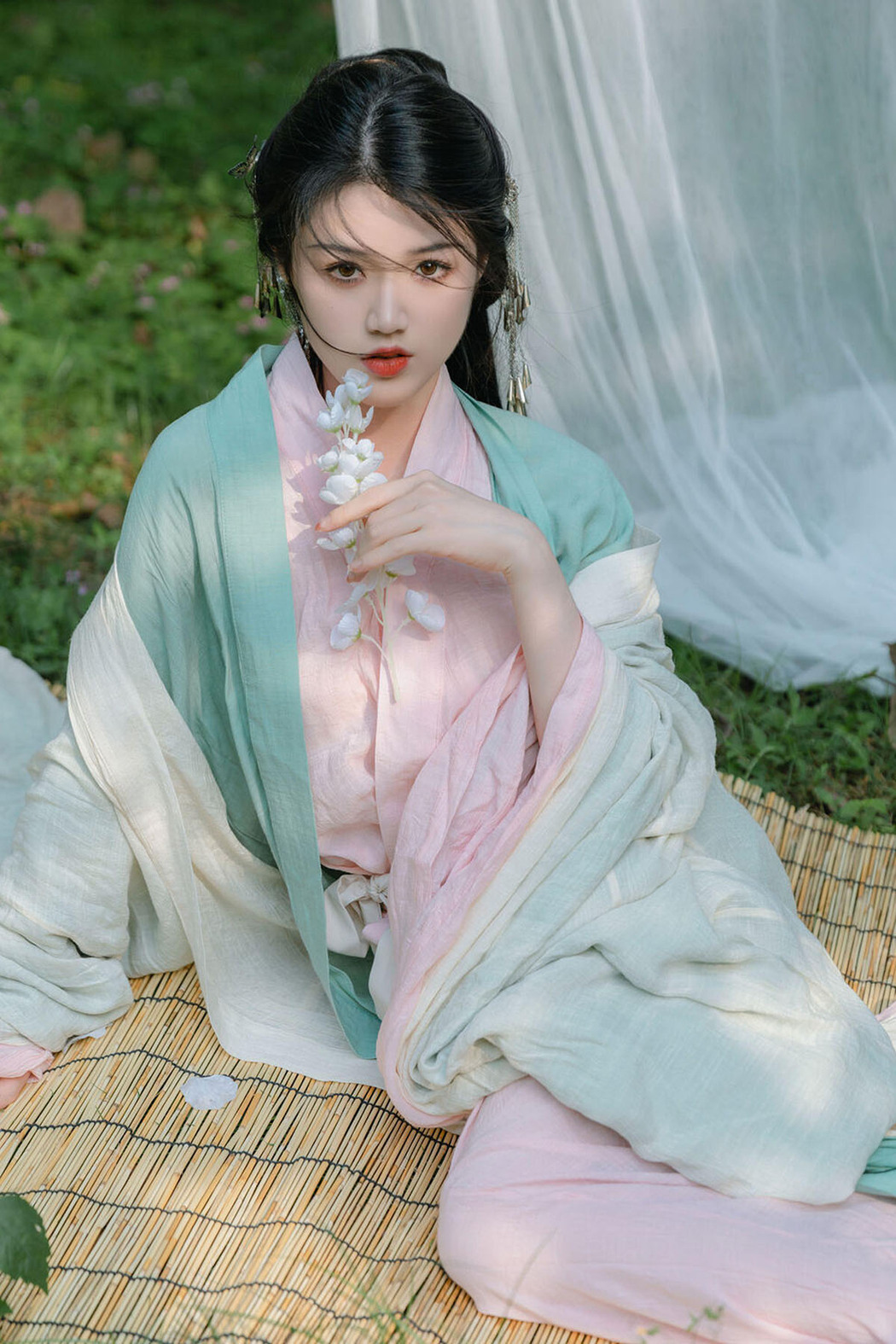 YiTuYu艺图语 Vol.6466 Yu Han Cover Photo