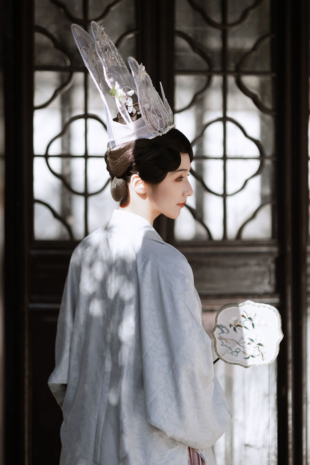 YiTuYu艺图语 Vol.6454 Zhi Yu Qian Deng