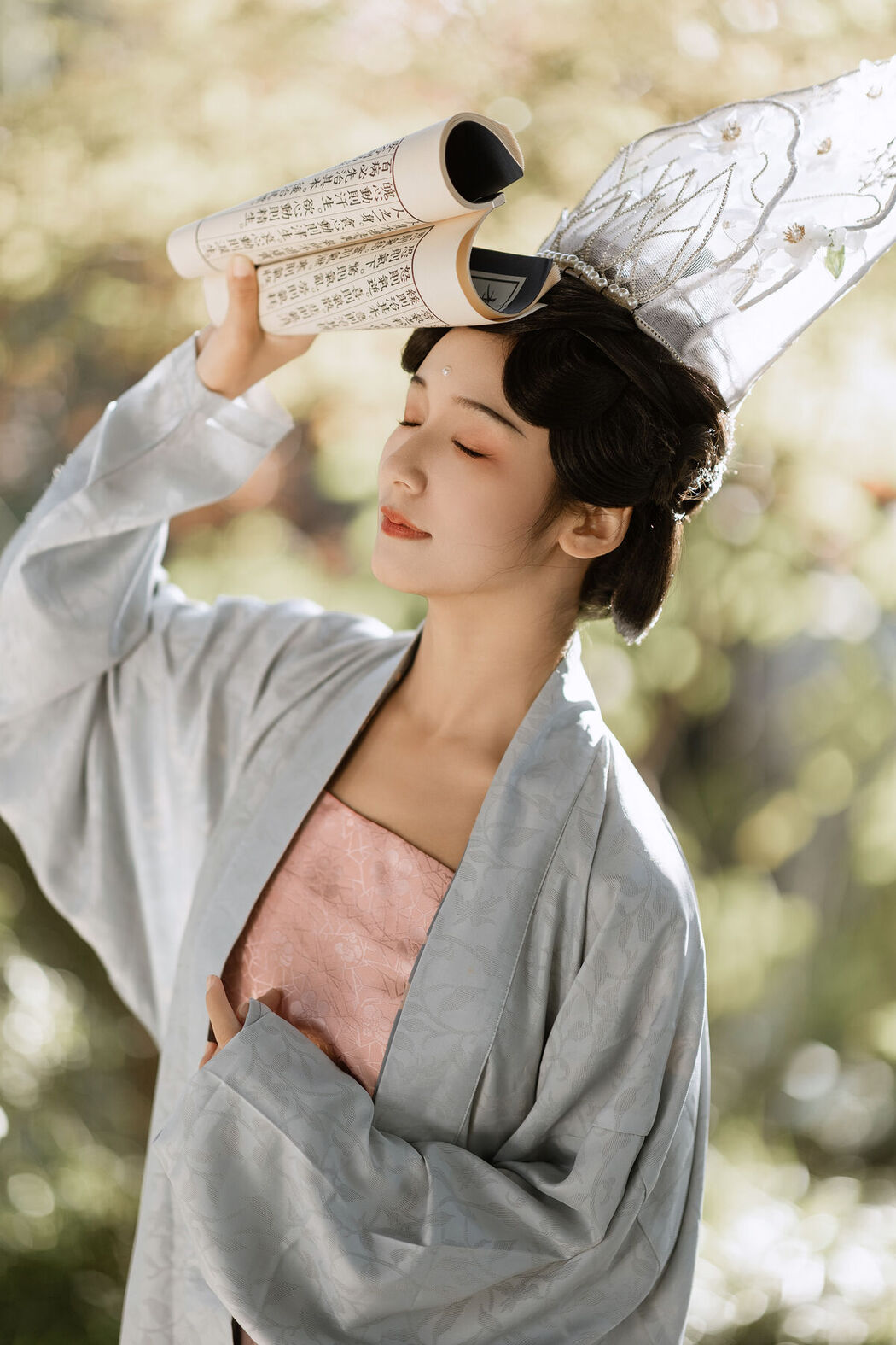 YiTuYu艺图语 Vol.6454 Zhi Yu Qian Deng