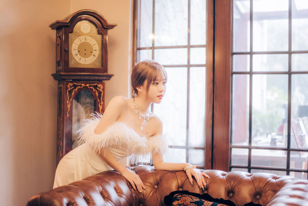 YiTuYu艺图语 Vol.6556 Nini Shi Ni