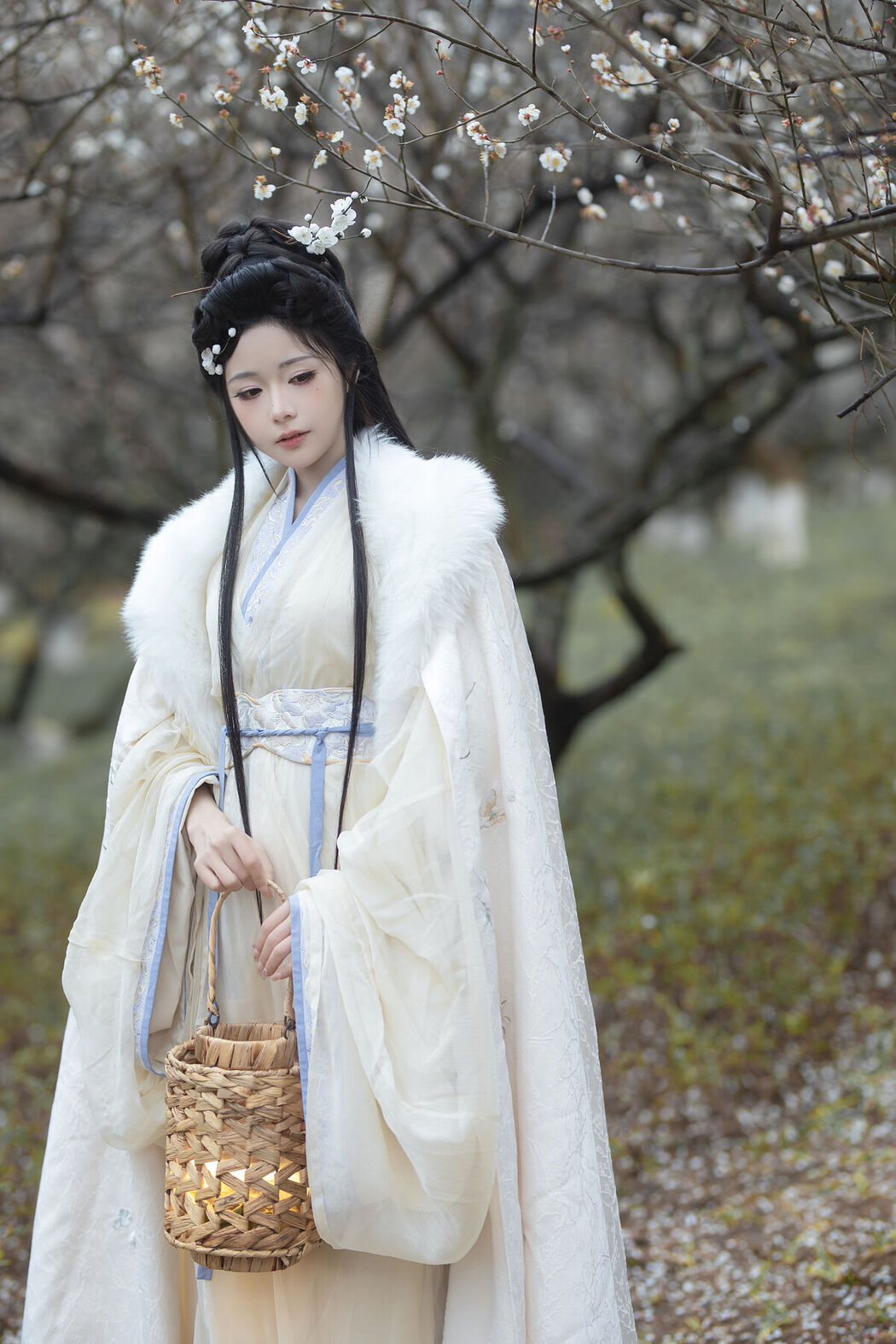 YiTuYu艺图语 Vol.6572 Yun Yun De Hei Yan Quan Er