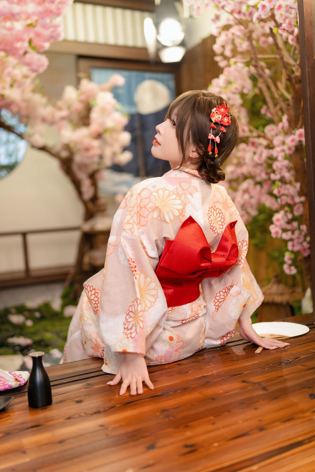 YiTuYu艺图语 Vol.6488 Pu Tao Ke Er Bi Si