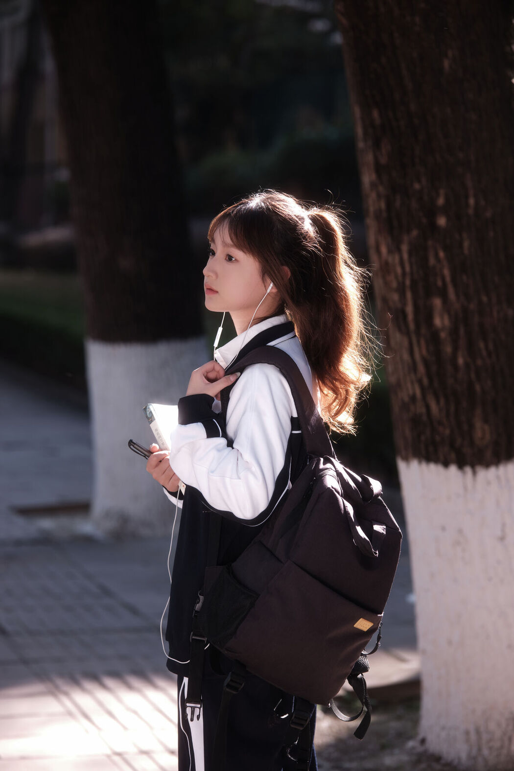 YiTuYu艺图语 Vol.6521 Bei Shang Fei Niu