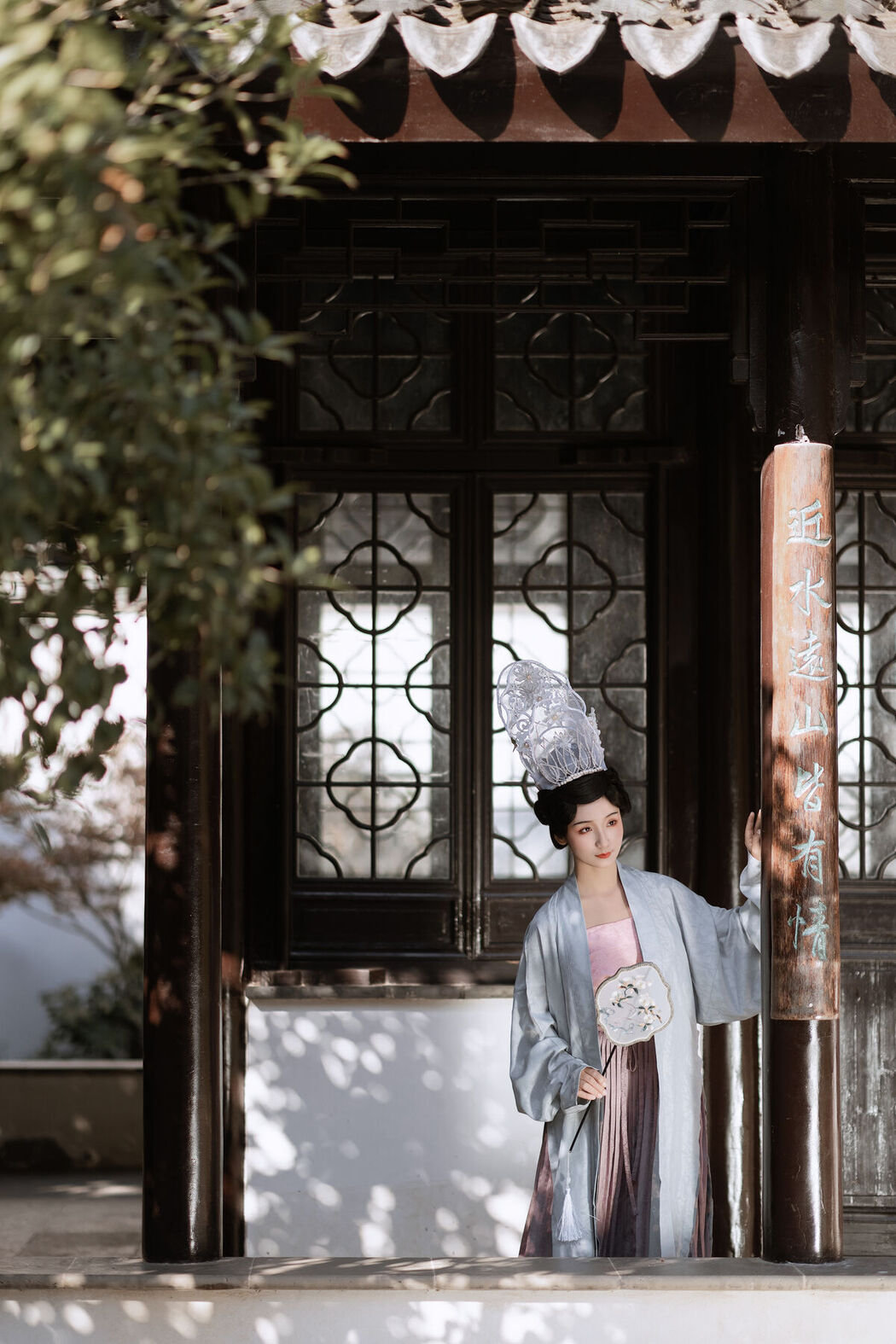 YiTuYu艺图语 Vol.6454 Zhi Yu Qian Deng