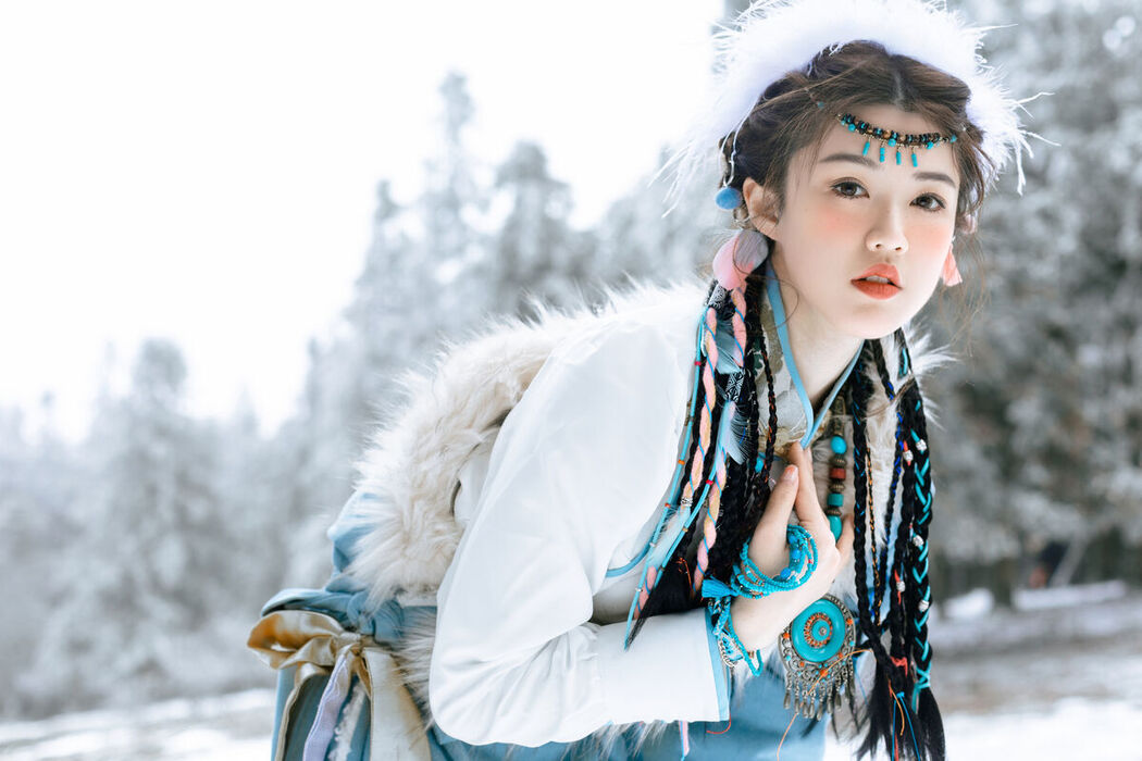 YiTuYu艺图语 Vol.6485 Yu Han