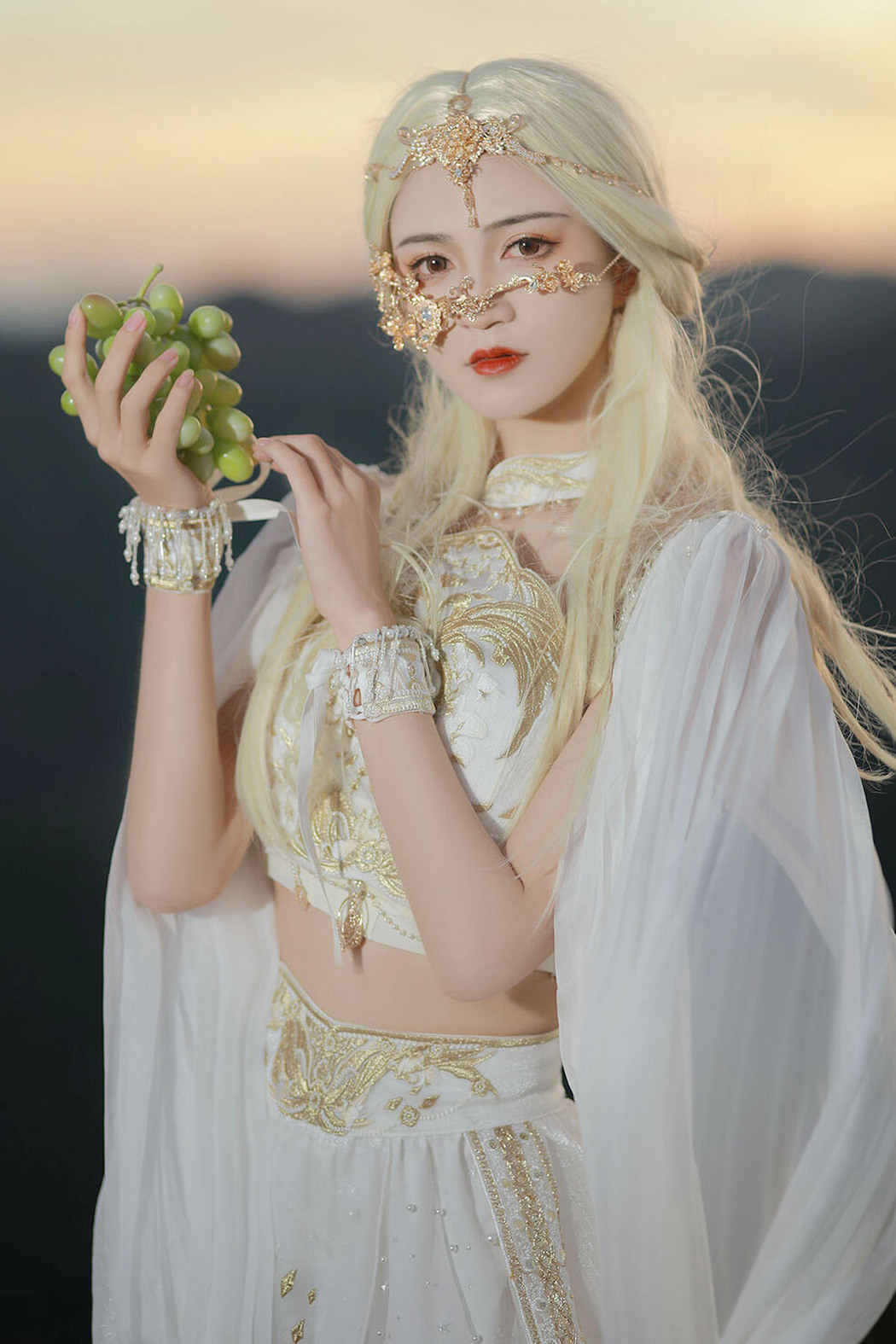 YiTuYu艺图语 Vol.6481 Wu Sui Cover Photo