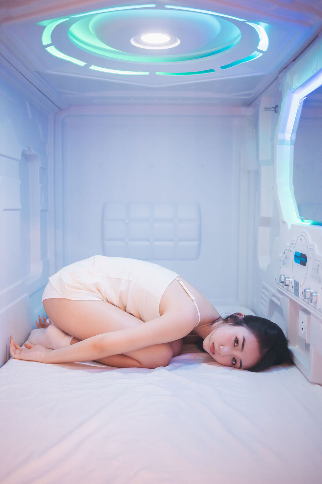 YiTuYu艺图语 Vol.6557 Yi Yu He Bao Dan