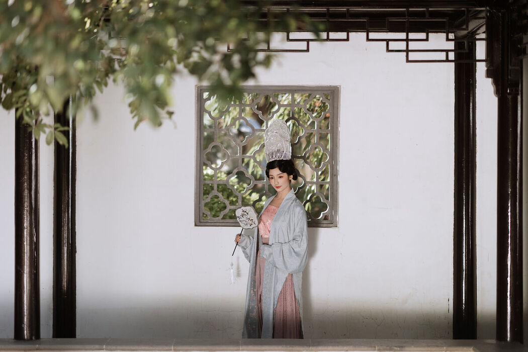 YiTuYu艺图语 Vol.6454 Zhi Yu Qian Deng