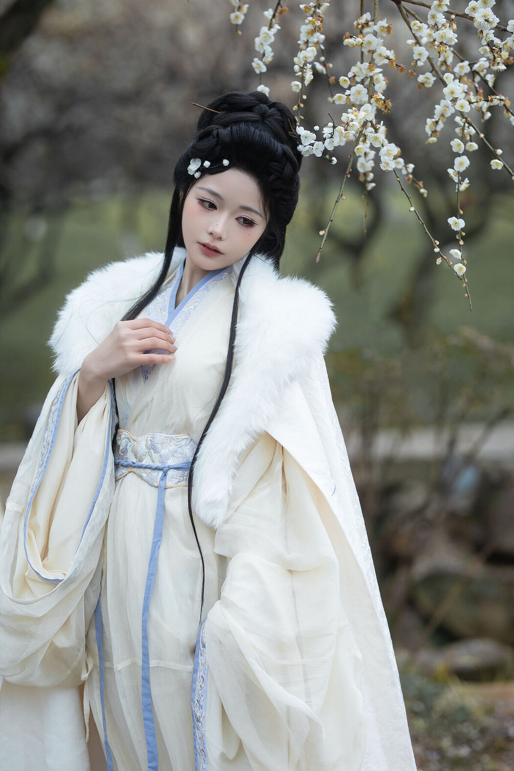 YiTuYu艺图语 Vol.6572 Yun Yun De Hei Yan Quan Er