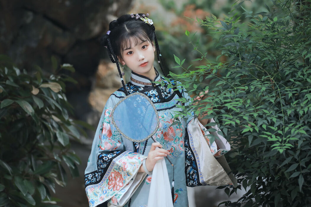 YiTuYu艺图语 Vol.6618 Zhou Zhou AY