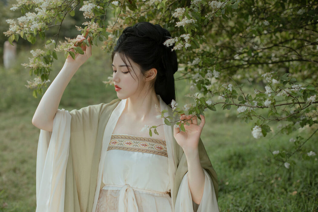 YiTuYu艺图语 Vol.6450 Yu Han