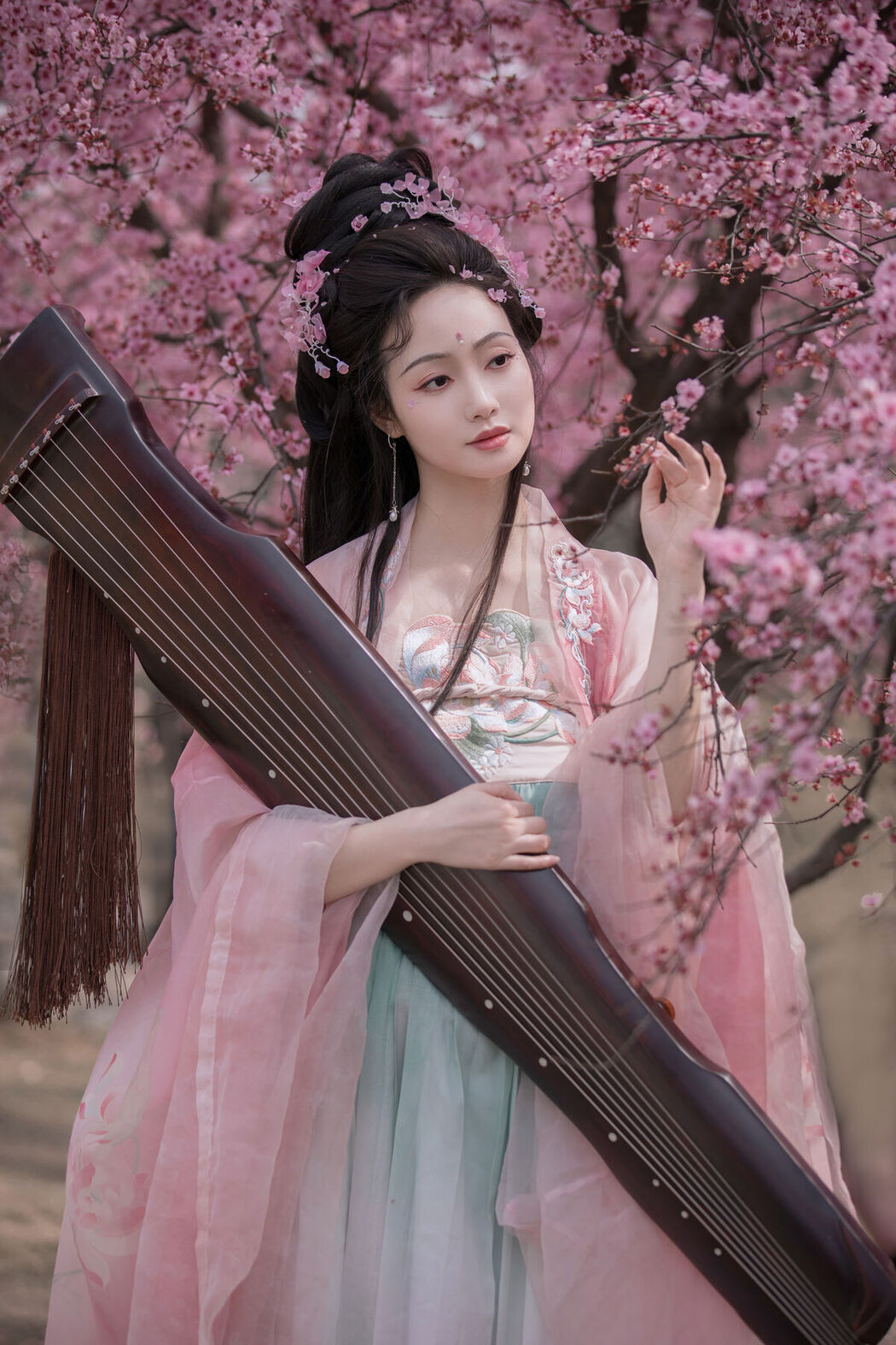 YiTuYu艺图语 Vol.6613 Ling Zi Xi