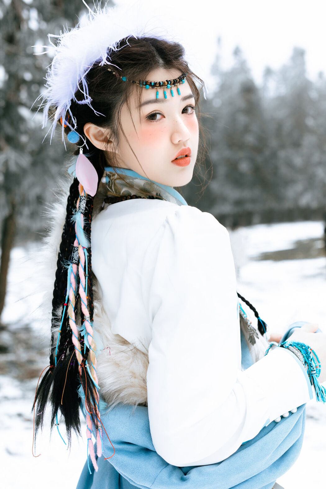 YiTuYu艺图语 Vol.6485 Yu Han