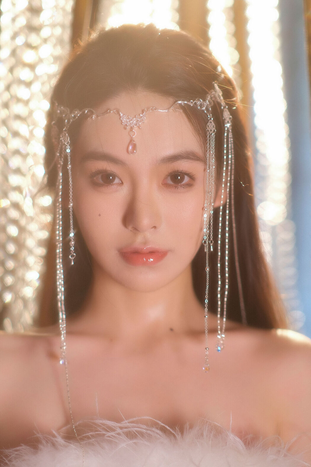 YiTuYu艺图语 Vol.6513 Qian Qian