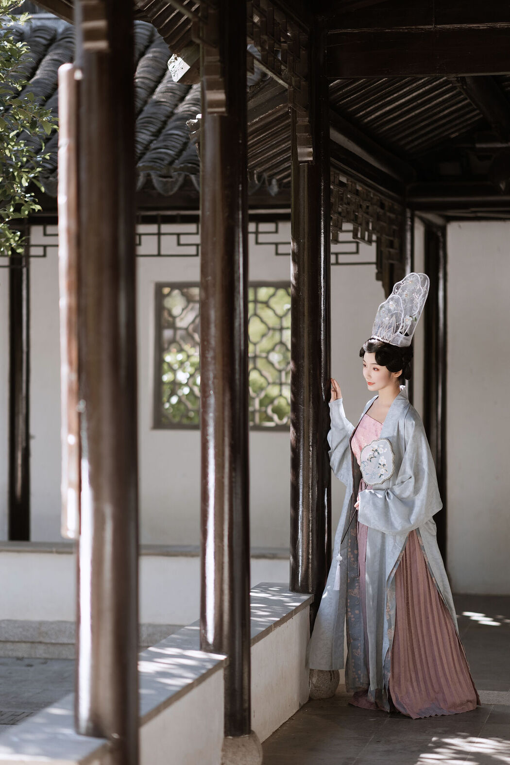 YiTuYu艺图语 Vol.6454 Zhi Yu Qian Deng