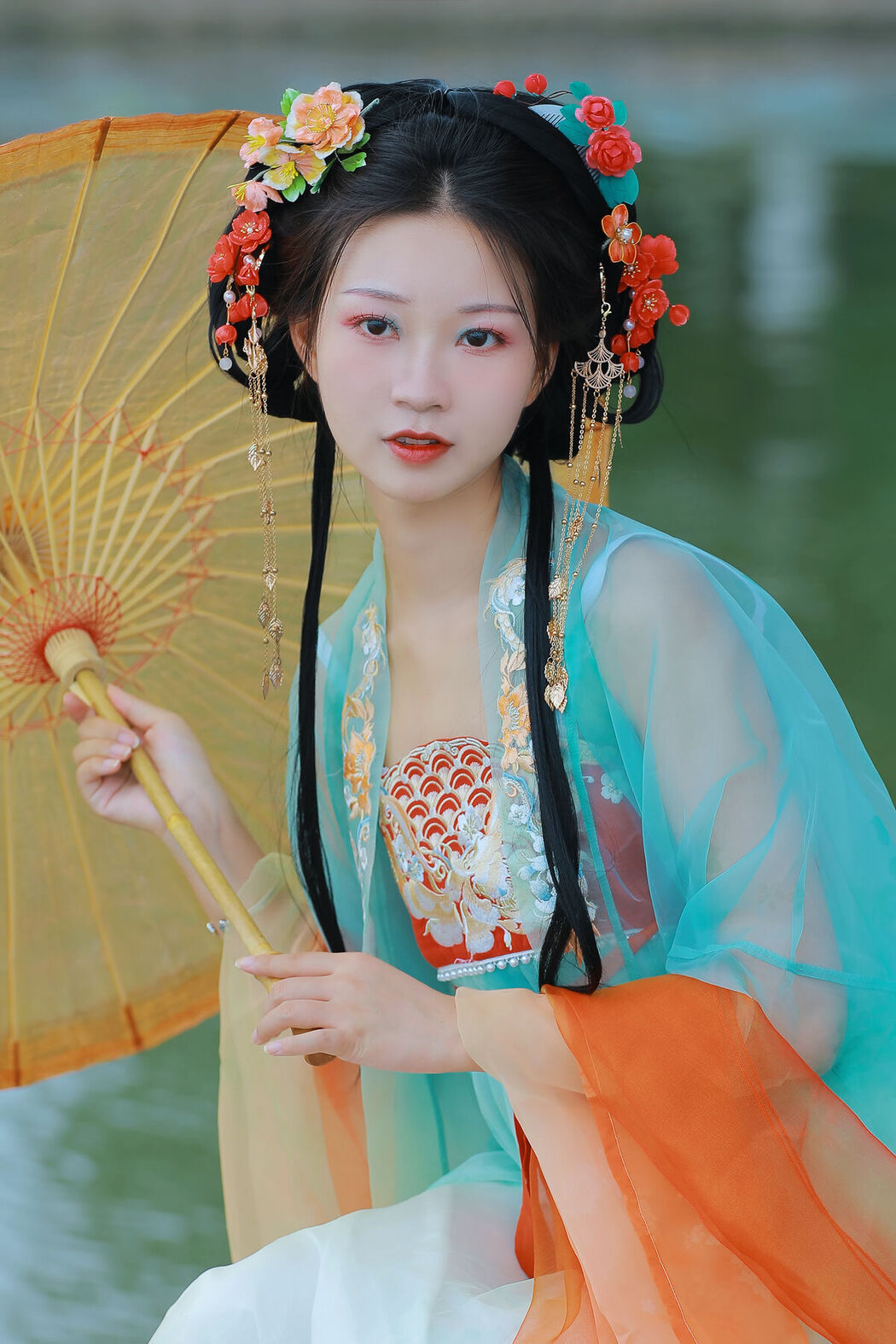 YiTuYu艺图语 Vol.6596 Qing Xi Xi Xi LLL