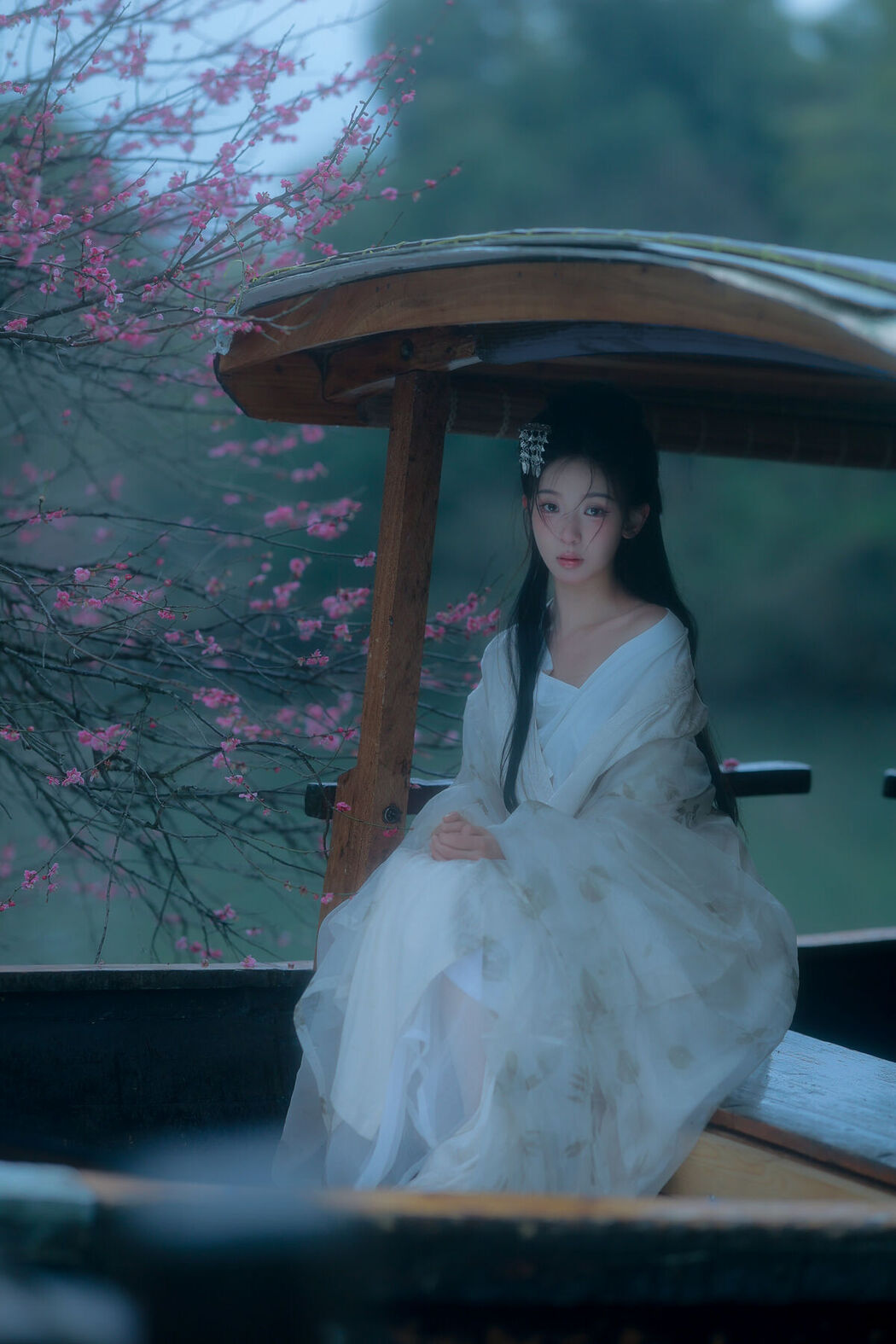 YiTuYu艺图语 Vol.6605 Li Gua Gua