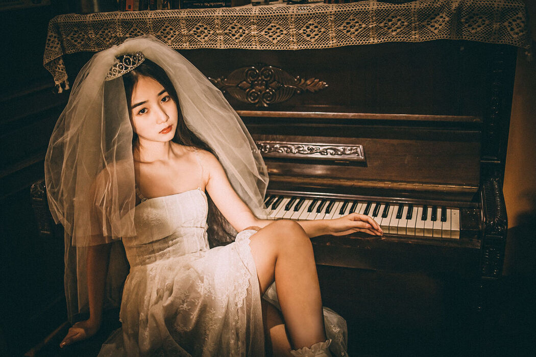 YiTuYu艺图语 Vol.6564 Yi Yu He Bao Dan