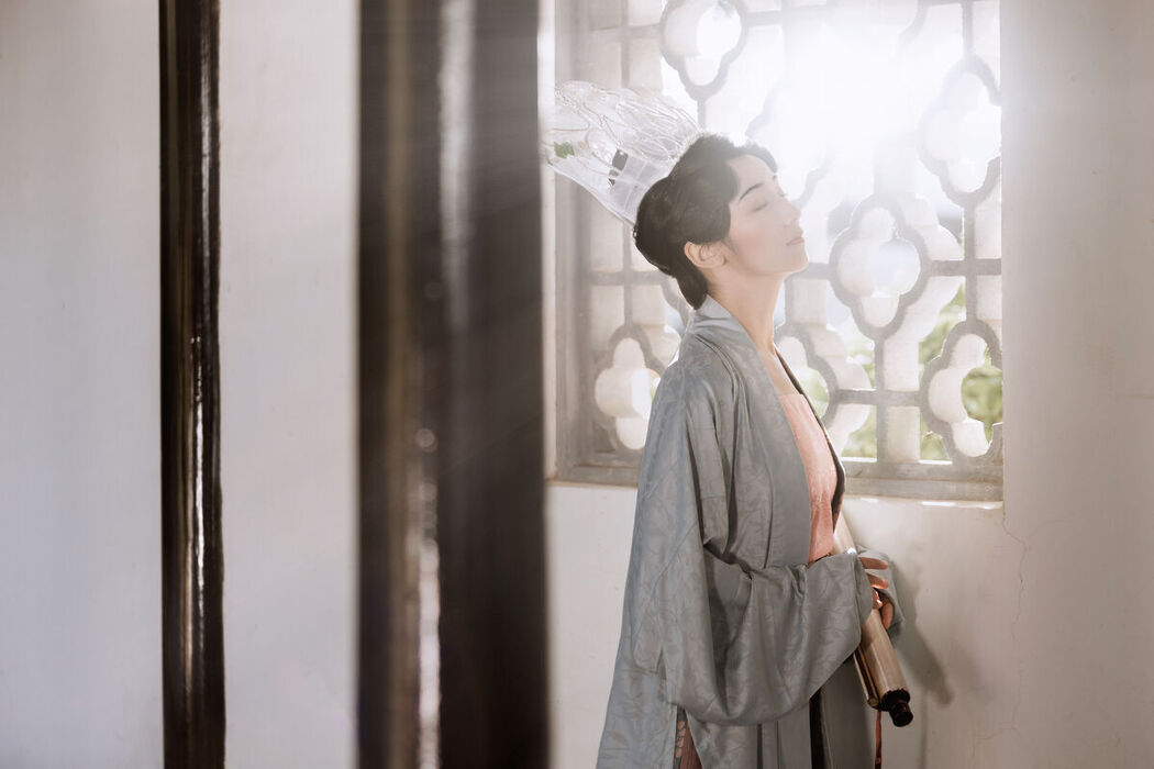 YiTuYu艺图语 Vol.6454 Zhi Yu Qian Deng