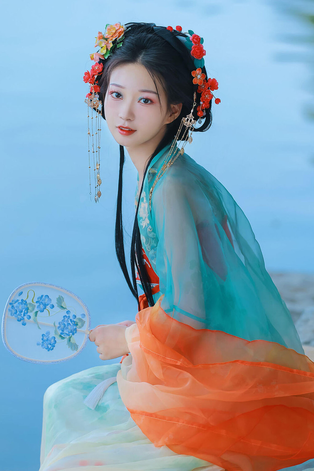 YiTuYu艺图语 Vol.6596 Qing Xi Xi Xi LLL Cover Photo