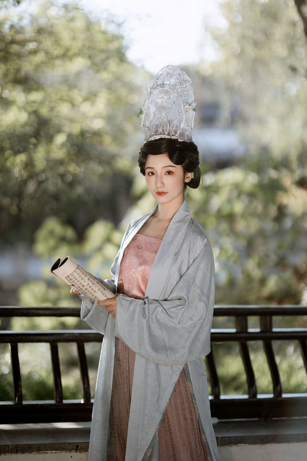 YiTuYu艺图语 Vol.6454 Zhi Yu Qian Deng