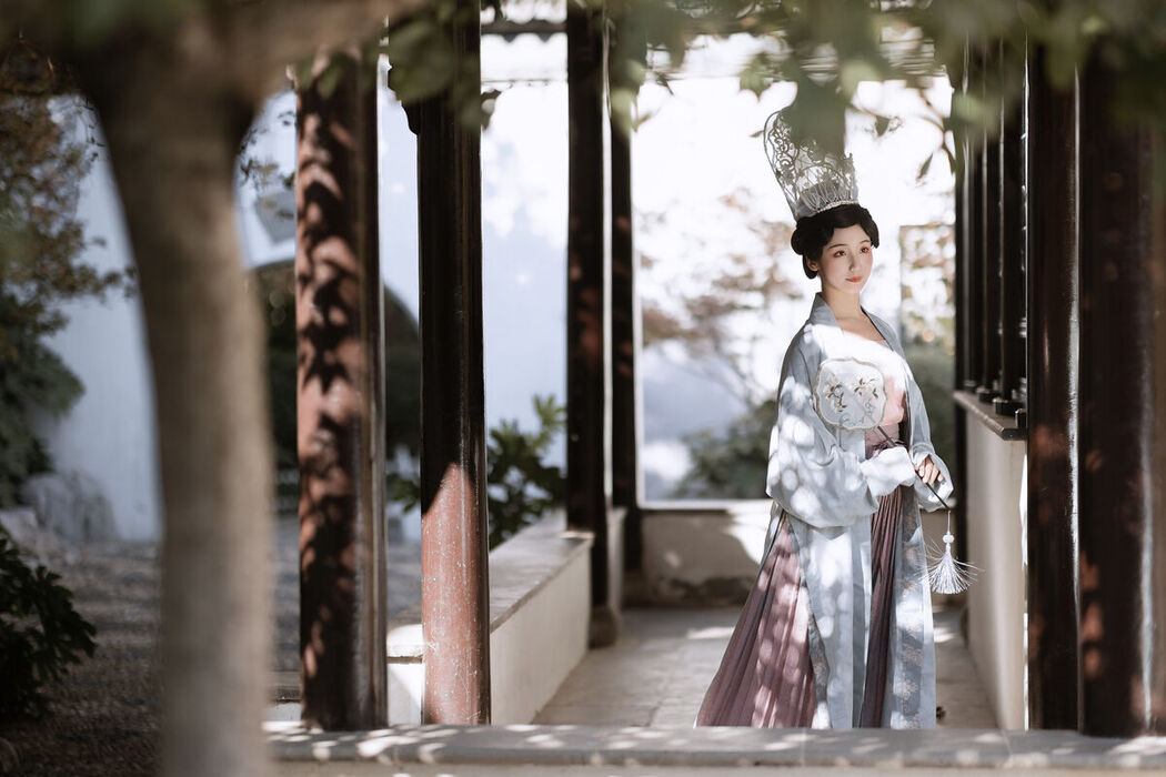 YiTuYu艺图语 Vol.6454 Zhi Yu Qian Deng